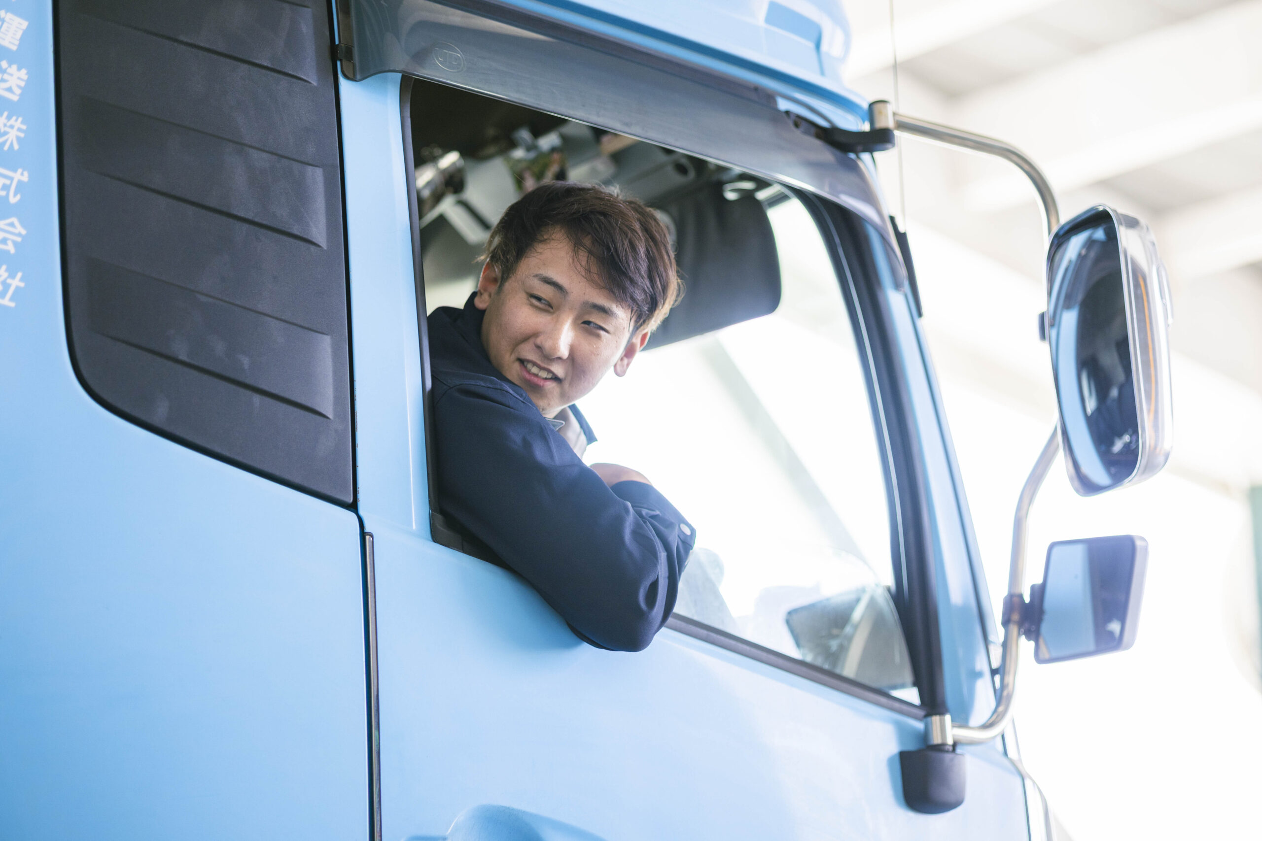 大手メーカー専属の4tドライバー/千葉県船橋市